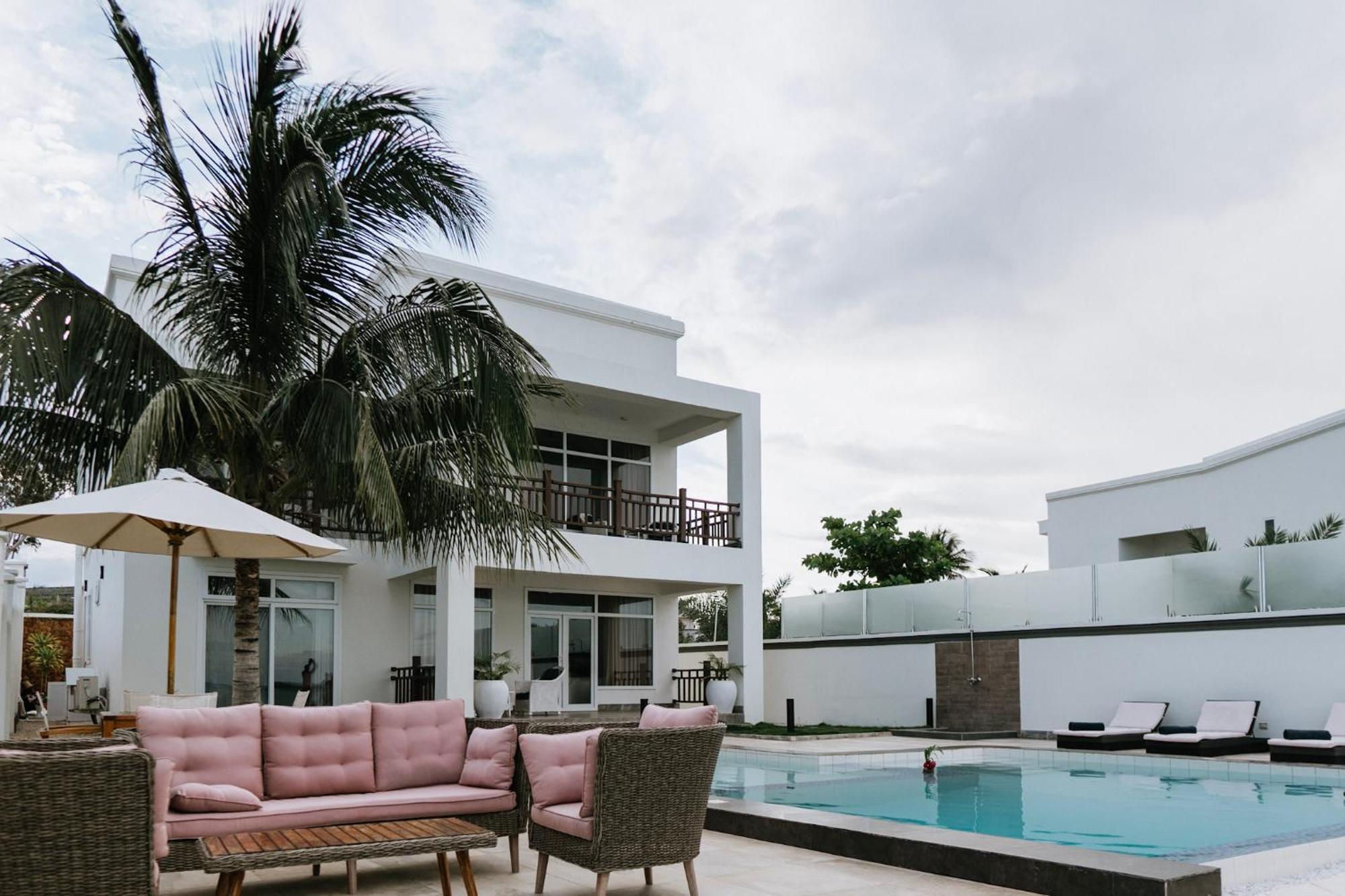 Zanzibar Dt Beachfront Villa Mkunguni ภายนอก รูปภาพ