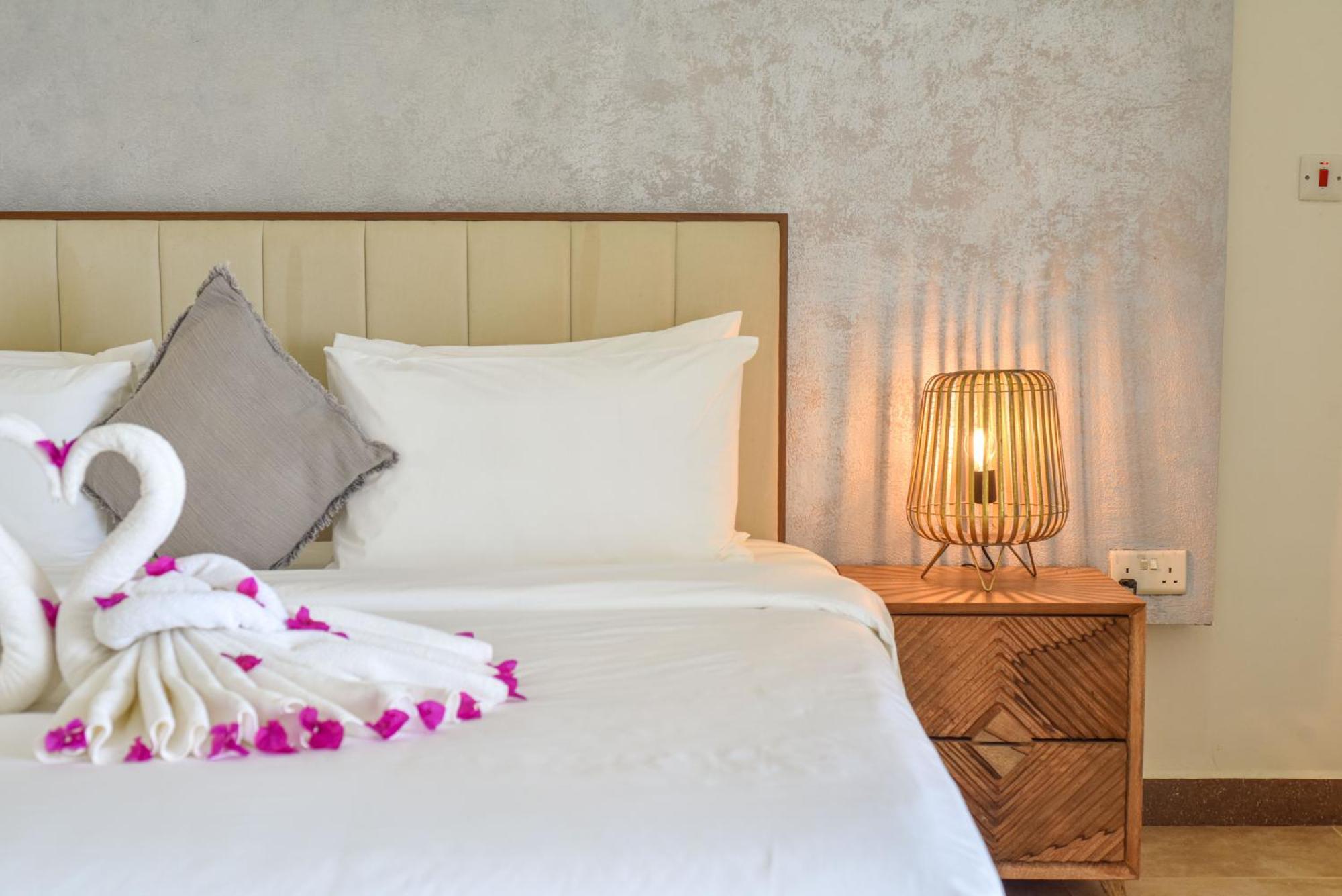 Zanzibar Dt Beachfront Villa Mkunguni ภายนอก รูปภาพ